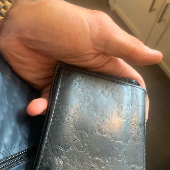 Black Gucci wallet - Picture 2 of 3
